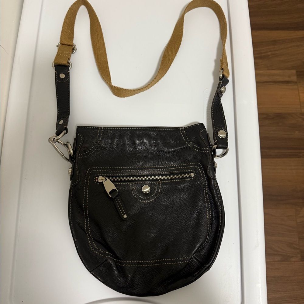 B. Makowsky Black Pebble Leather Cross Body Crescent Shape Bag.